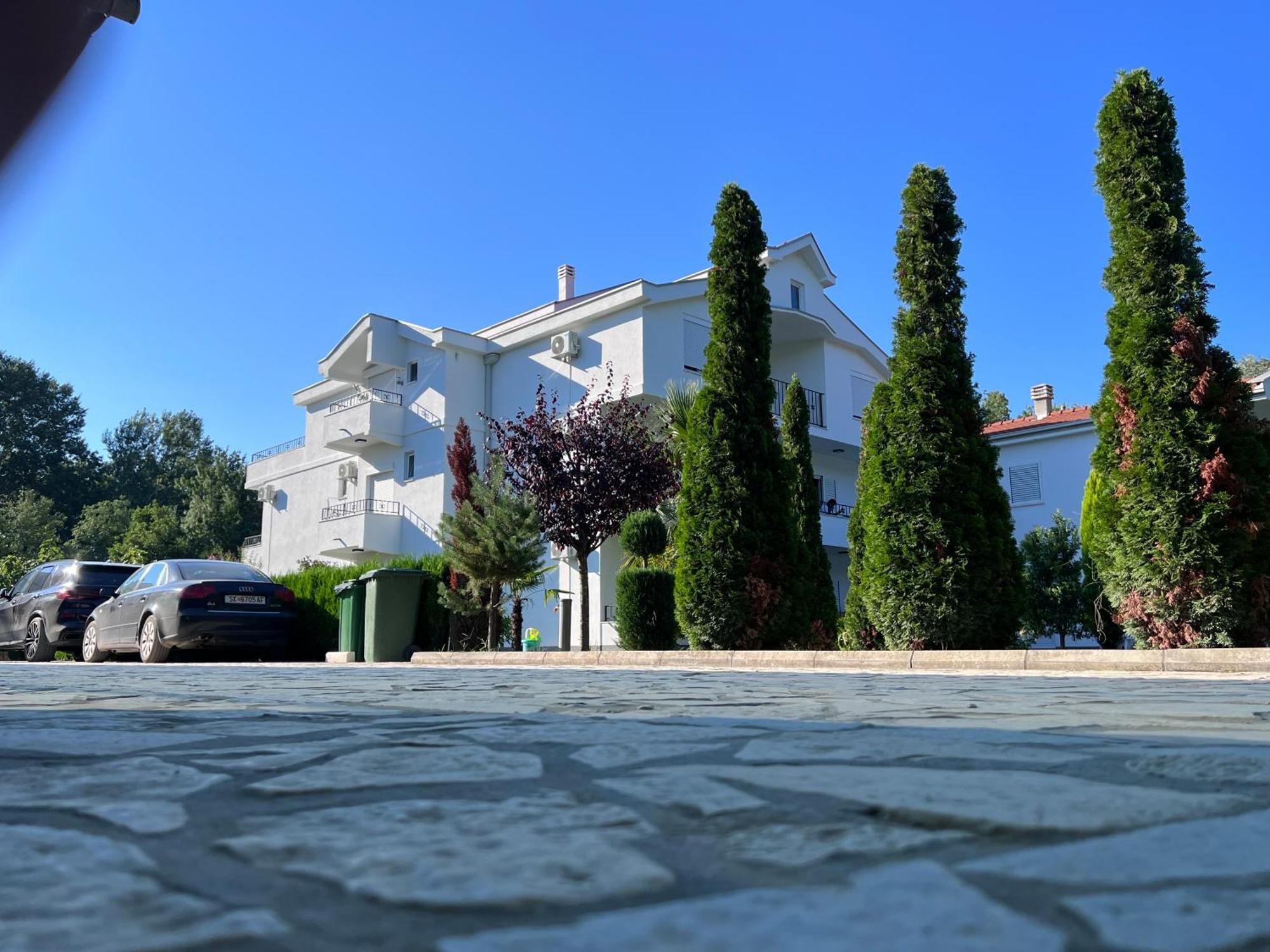 Residence Leora อุลซิน ภายนอก รูปภาพ